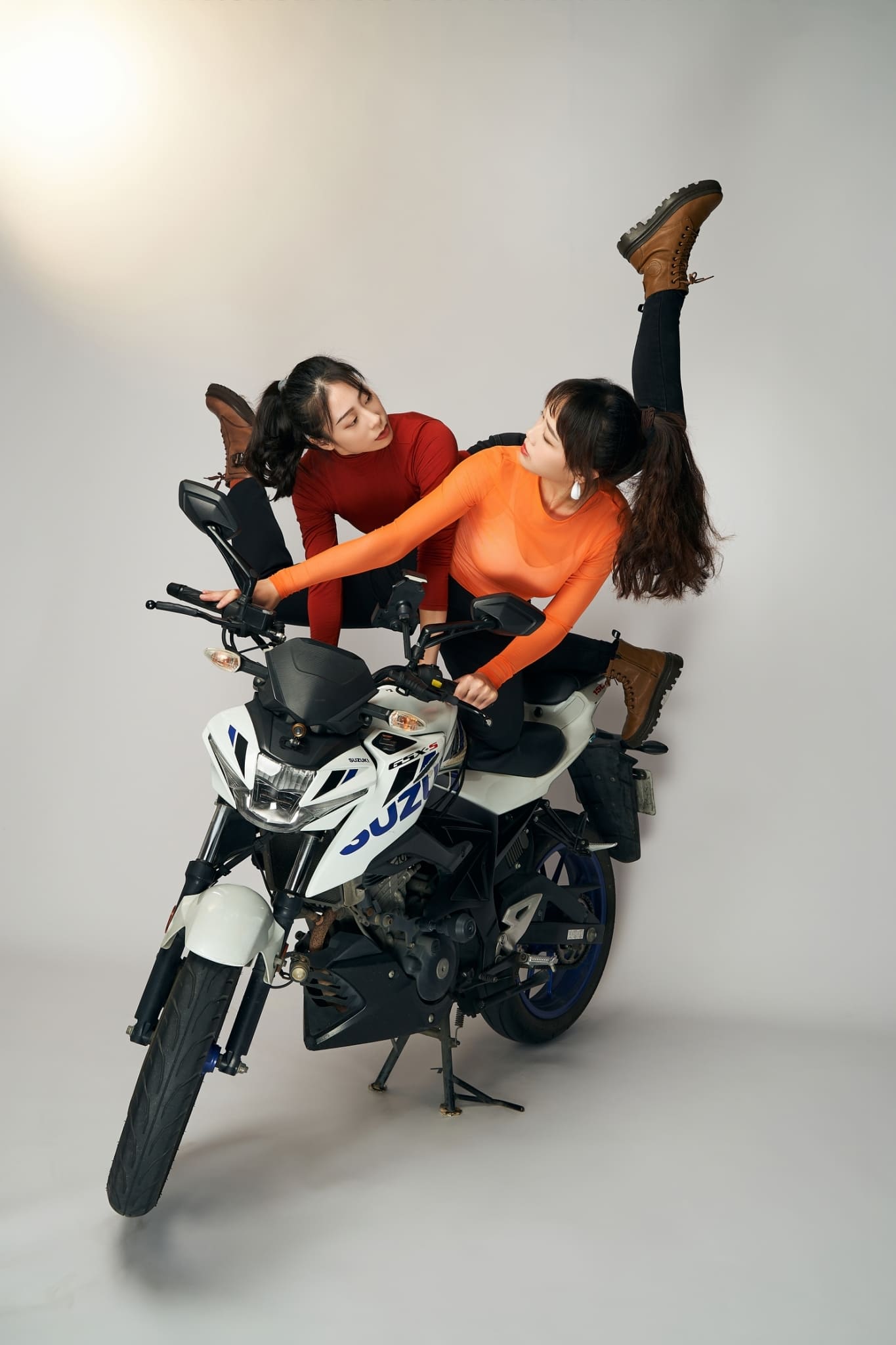 Line Album 最終版劇照、個人照、團照 250127 2